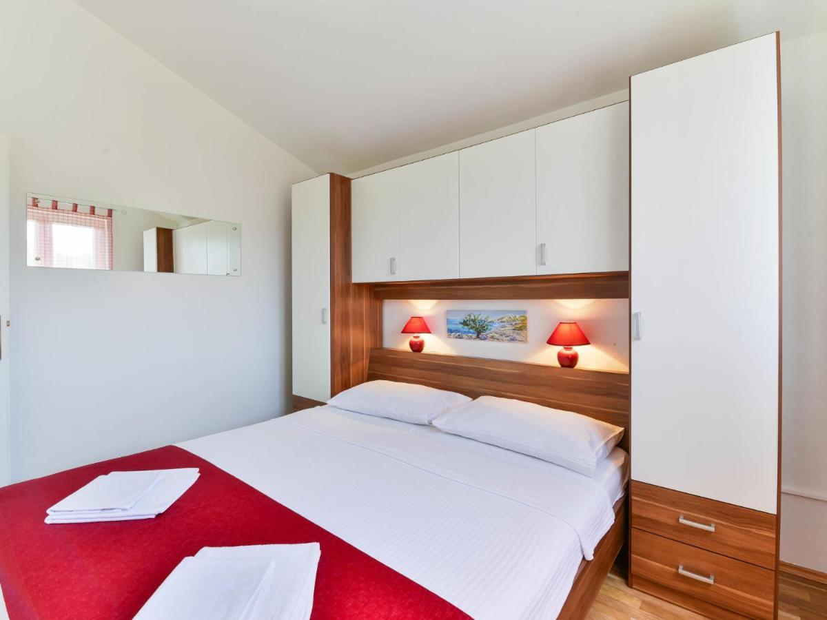 Apartment Matas - Srd318 By Interhome Рованьска Экстерьер фото